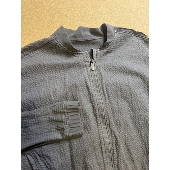 Lululemon Textured croped Jacket Black Full Zip Lightweight Women's $89 - Picture 12 of 12
